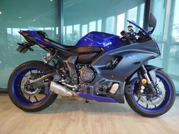 YAMAHA YZF R7 700