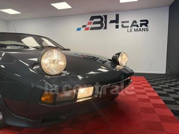 PORSCHE 
