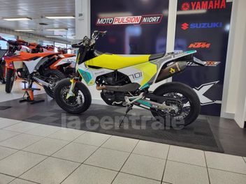 HUSQVARNA SUPERMOTO 701