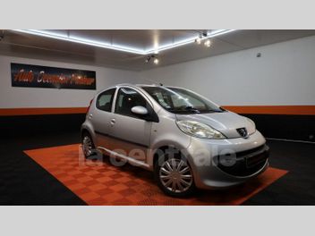 PEUGEOT 