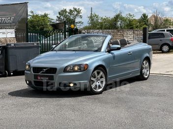 VOLVO C70 (2E GENERATION) CABRIOLET II CABRIOLET 2.0 D 136 KINETIC