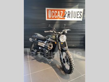 TRIUMPH STREET SCRAMBLER 900