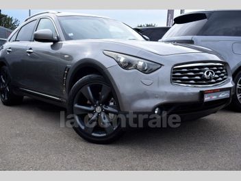 INFINITI 