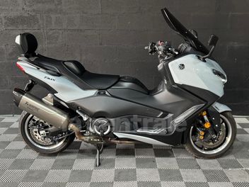 YAMAHA T-MAX 560
