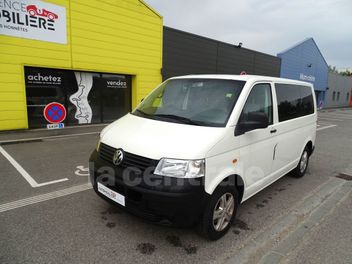 VOLKSWAGEN TRANSPORTER 6 COMBI T5 2.5 L TDI 130 CH COURT 9 PLACES ( AMENAGE )