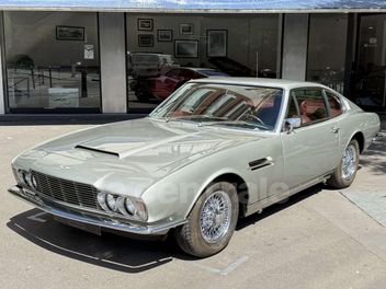 ASTON MARTIN 