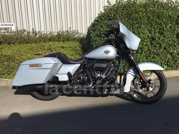 HARLEY DAVIDSON TOURING STREET GLIDE SPECIAL 1868