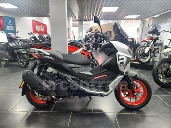 APRILIA SR GT 125
