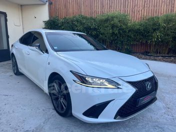 LEXUS 