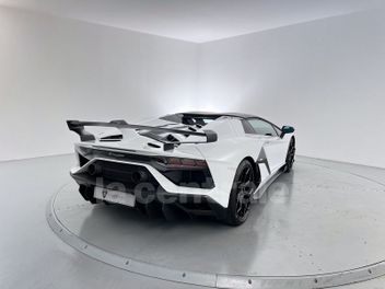LAMBORGHINI 