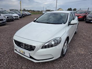 VOLVO V40 (2E GENERATION) II D2 115 MOMENTUM