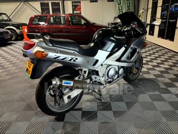 KAWASAKI ZZR 600