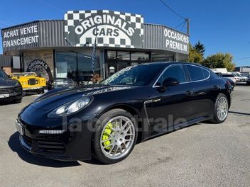 PORSCHE 