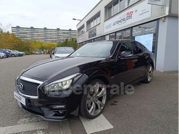 INFINITI 