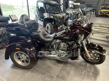 HARLEY DAVIDSON TRI GLIDE 1690