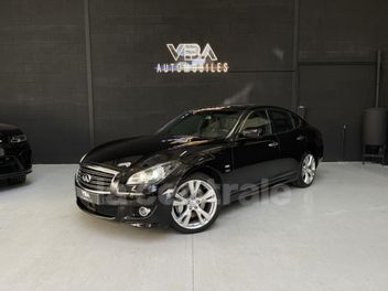INFINITI 