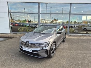 RENAULT MEGANE 5 V E-TECH EV60 220 SUPER CHARGE ICONIC 60 KWH