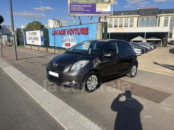 TOYOTA YARIS (2) 85 VVT-I SOL BVA MULTIMODE 5P