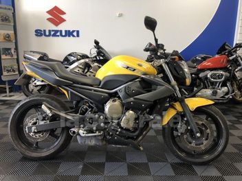 YAMAHA XJ6 600