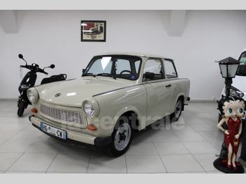 TRABANT 601 600