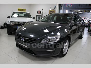 VOLVO V60 (2) D2 120 KINETIC BUSINESS GEARTRONIC