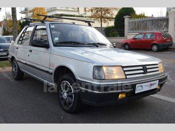 PEUGEOT 