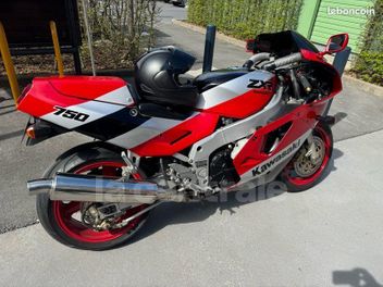 KAWASAKI ZXR 750 STINGER