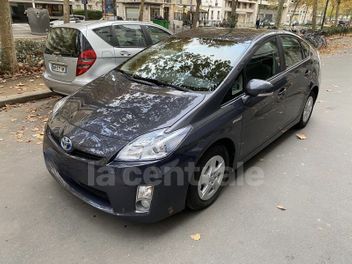 TOYOTA PRIUS 3 III 136H LOUNGE