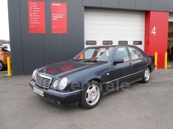 MERCEDES CLASSE E 220 D AVANTGARDE