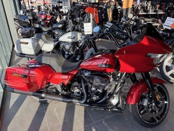 HARLEY DAVIDSON TOURING ROAD GLIDE 1923