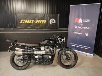 TRIUMPH STREET SCRAMBLER 900