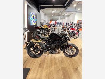 MV AGUSTA DRAGSTER 800 RR