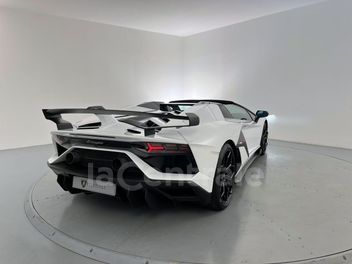 LAMBORGHINI 