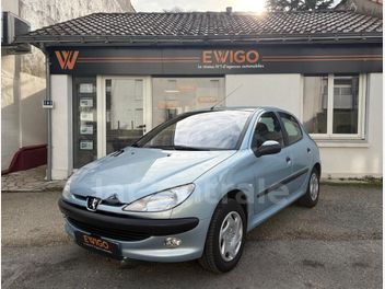 PEUGEOT 