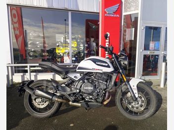 MOTO MORINI SEIEMMEZZO 650