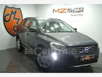 VOLVO XC60 (2) D4 181 MOMENTUM BUSINESS GEARTRONIC 8