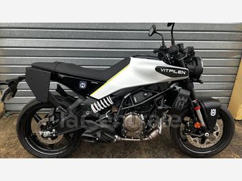 HUSQVARNA SVARTPILEN 125 ABS