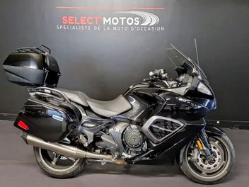 TRIUMPH TROPHY 1200 SE