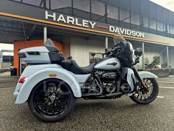 HARLEY DAVIDSON TRIKES TRI GLIDE ULTRA 1868