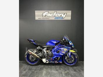 YAMAHA YZF R7 700