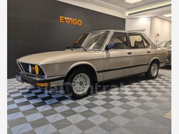 BMW SERIE 5 E28 (E28) 520I