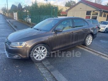 VOLKSWAGEN JETTA 4 IV 1.6 TDI 105 TRENDLINE DSG