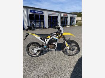 SUR-RON STORM BEE ENDURO