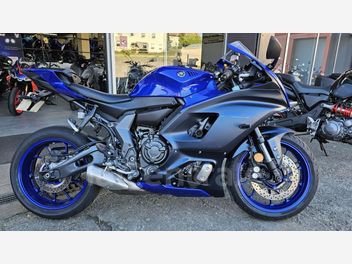 YAMAHA YZF R7 700