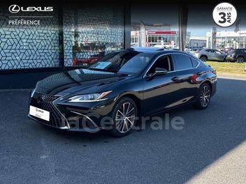 LEXUS ES (3) 300H LUXE