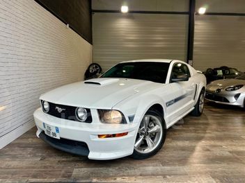 FORD MUSTANG 5 COUPE V 4.6 V8 300 GT PREMIUM