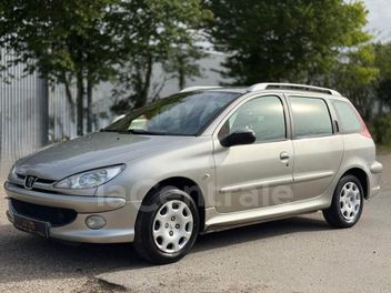 PEUGEOT 