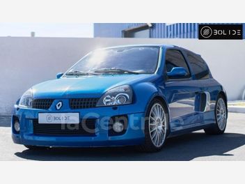 RENAULT CLIO 2 V6 RS II (2) V6 24S 255 RS 3P