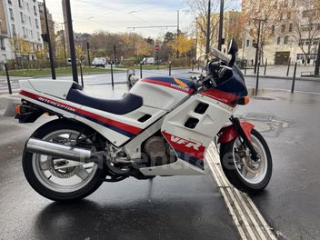HONDA VFR 700 INTERCEPTOR