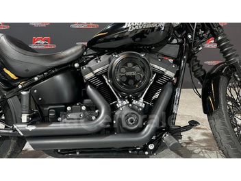 HARLEY DAVIDSON SOFTAIL STREET BOB 1745 ABS